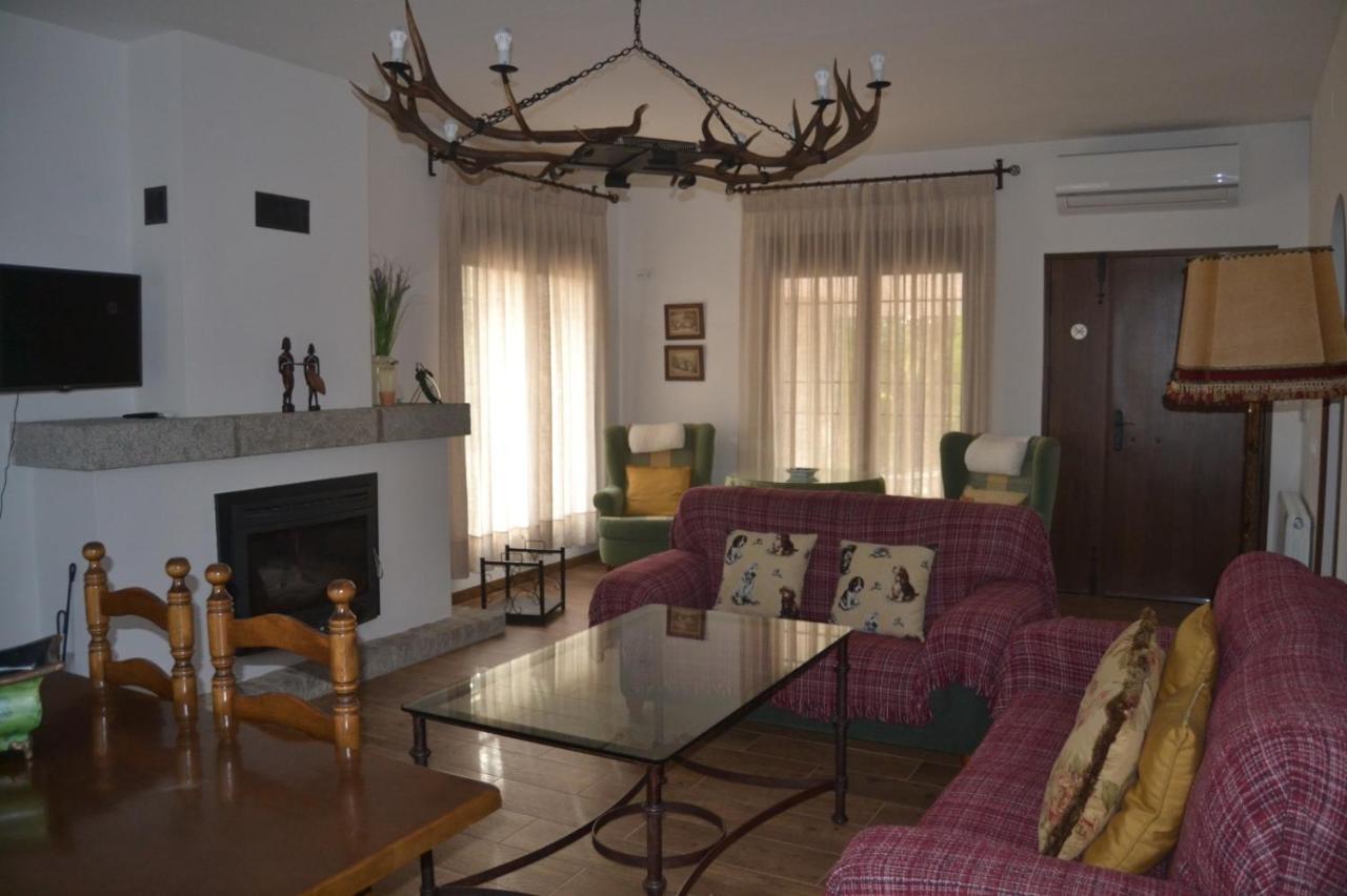 Alojamiento Rural Dehesa La Estancia Andujar Exterior photo